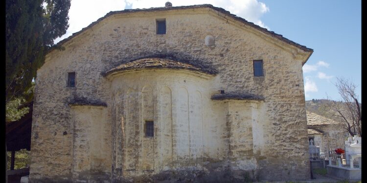 Ιερός Ναός Αγίου Αχιλλείου Πενταλόφου
