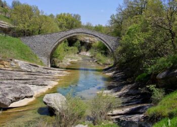 Το Γεφύρι της Χρυσαυγής και ο Νερόμυλος