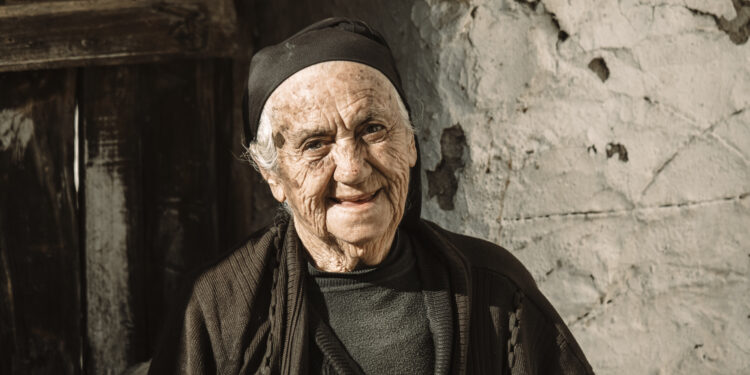 Αυτή Είναι η Δική μας Γιαγιά