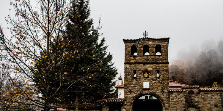 Ιερά Μονή Αγίας Παρασκευής Δομαβιστίου (Φλαμουριάς)