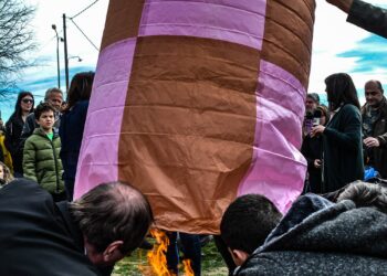 Το Έθιμο των Αερόστατων της Καθαράς Δευτέρας στον Πεντάλοφο